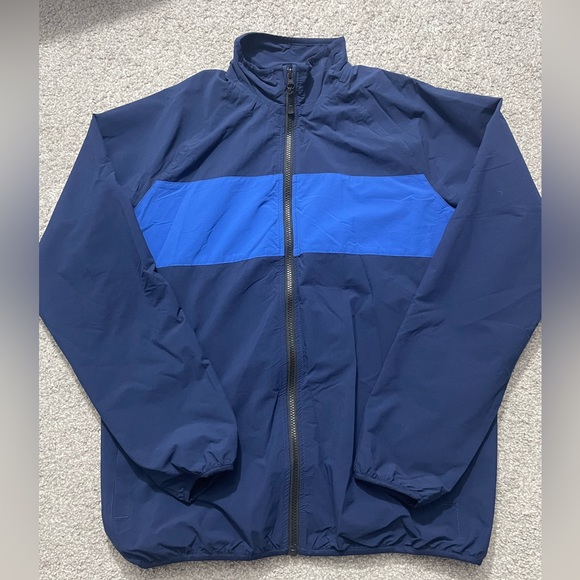 GAP Men’s Windbreaker. Size Medium. Color: Blue/Navy Blue - Picture 1 of 5